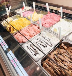 Enjoying pizza and gelato in Paia